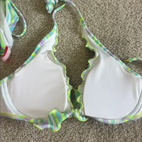 New Victoria's Secret bikini set - Picture 5 of 8